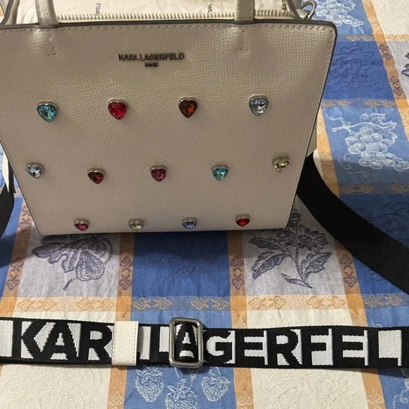 Karl Lagerfeld Jewel Heart Tote/Crossbody *New* with zip pouch - Picture 4 of 11